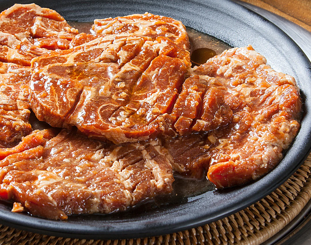 양념 벌집 돼지목살 SOY SAUCE MARINATED PORK SHOULDER_1lb(453g) - 이미지 2