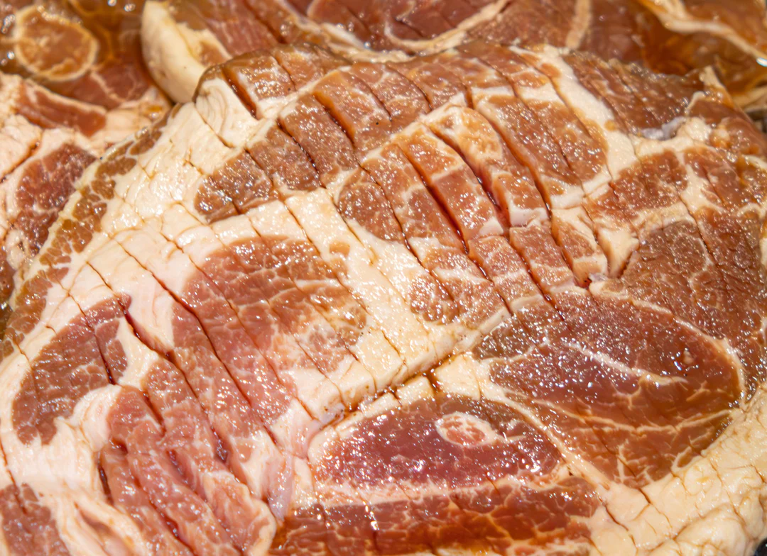 양념 벌집 돼지목살 SOY SAUCE MARINATED PORK SHOULDER_1lb(453g) - 이미지 3
